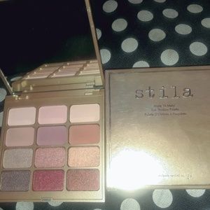 NIB Stila Matte n Metal Eye Shadow Palette